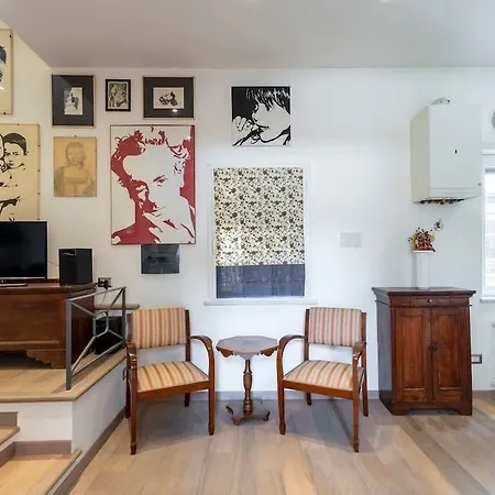 Nice And Quiet Flat In San Giovanni شقة روما